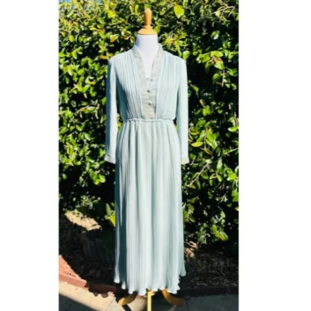 Vintage 70s formal maxi bridesmaid sequin gown green